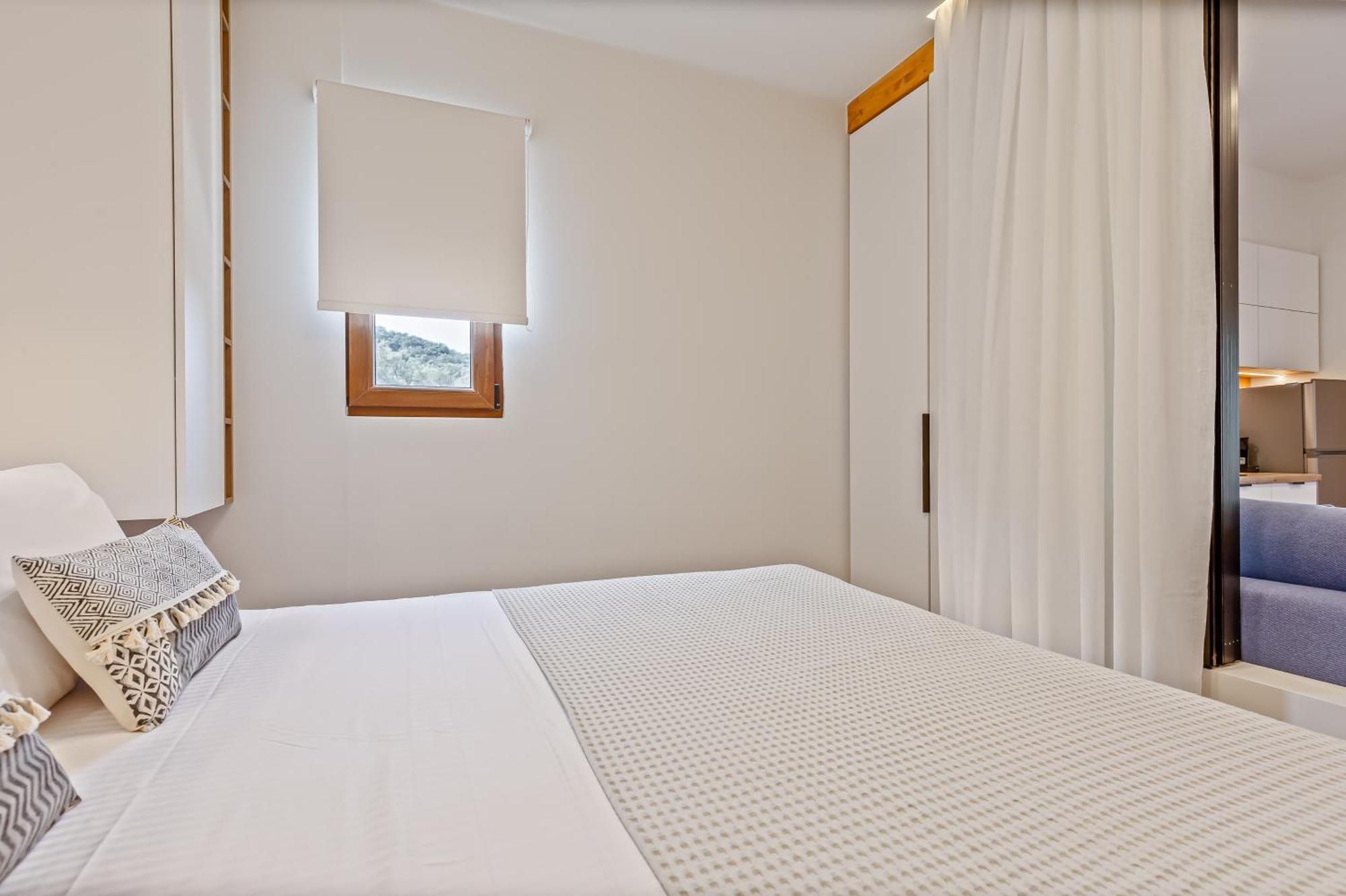Lola Apartments Λιαπάδες Εξωτερικό φωτογραφία